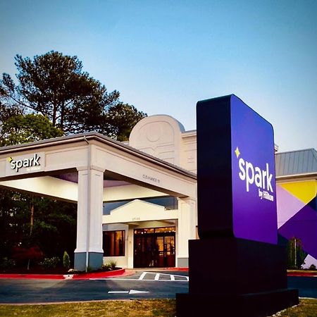 Spark By Hilton Дълут Екстериор снимка